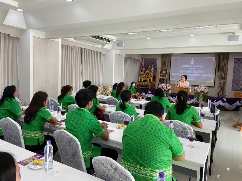 7. กศน. อำเภอบางมูลนาก จัดโครงการพัฒนาบุคลากร ศึกษาดูงาน ณ. จังหวัดอุทัยธานี