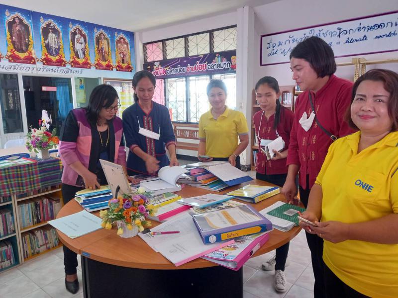 12. สถานศึกษาต้อนรับคณะ กศน.จังหวัดชัยภูมิ ศึกษาดูงานศูนย์การเรียนรู้ตามหลักปรัชญาเศรษฐกิจพอเพียงด้านการศึกษา